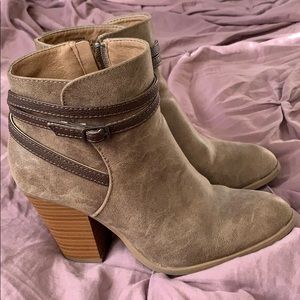 Ankle booties in excellent condition!